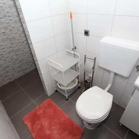 House Cuvi Holiday home