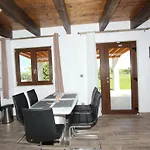 House Cuvi Σπίτι διακοπών