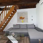 House Cuvi Σπίτι διακοπών Ρόβινι