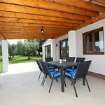 House Cuvi Σπίτι διακοπών