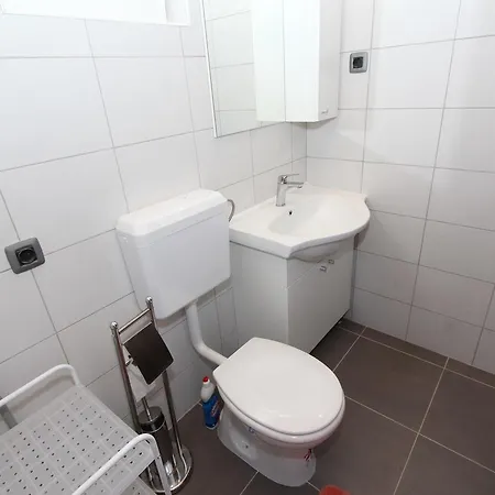 Vakantiehuis House Cuvi *