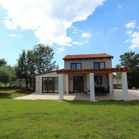 Vakantiehuis House Cuvi *